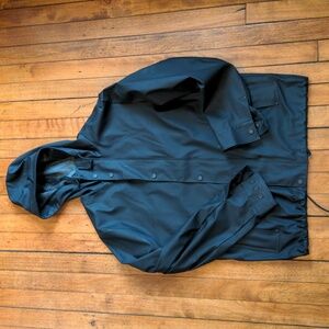 Hunter rubberized rain jacket, Medium